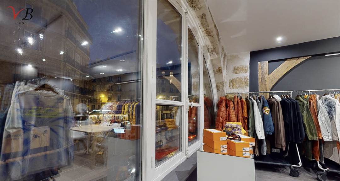 first floor Showroom Paris N°6