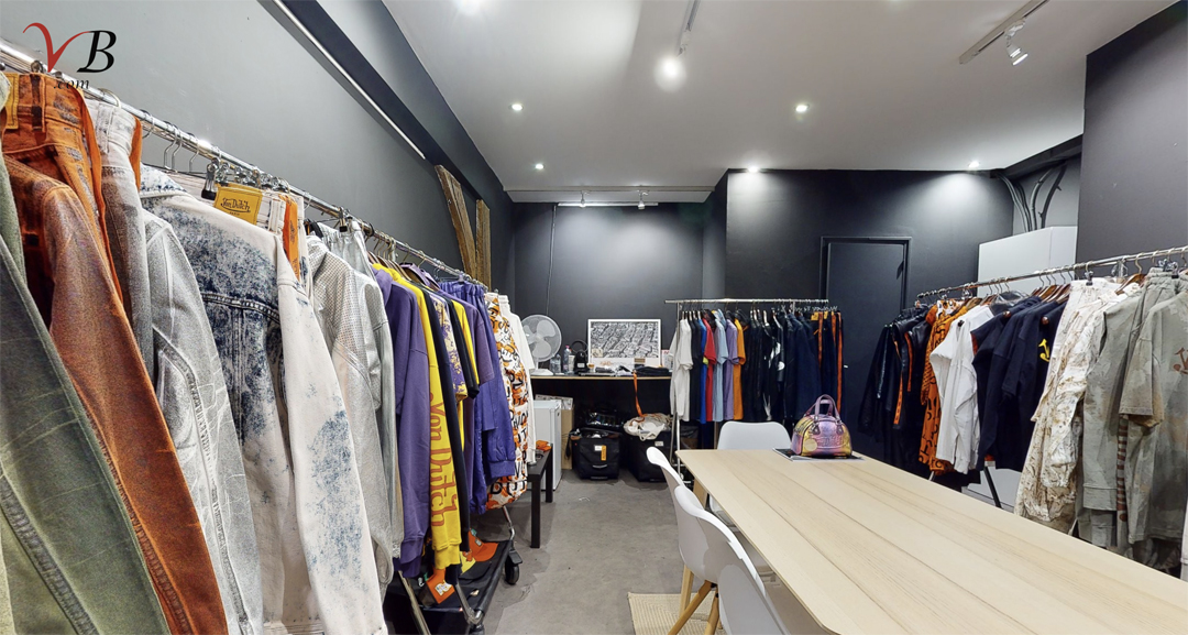 first floor Showroom Paris N°6